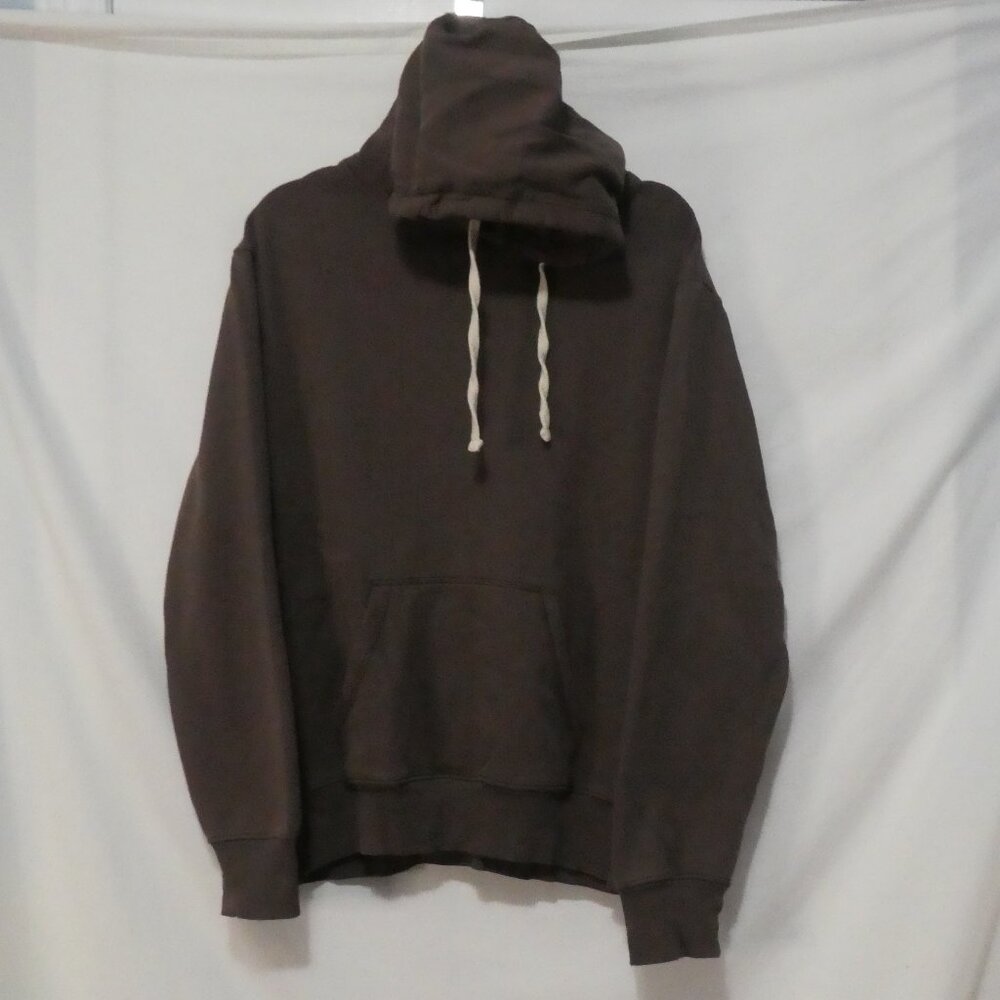 RQRD REQUIRED | medium | Classic Dark Brown Hoodie With Pocket
